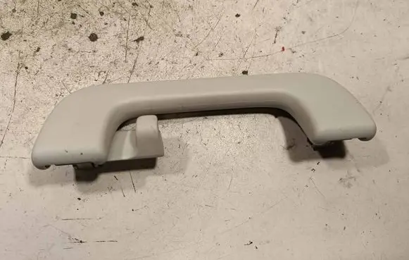 Audi Q7 4M Rear interior roof grab handle 8R0857608D