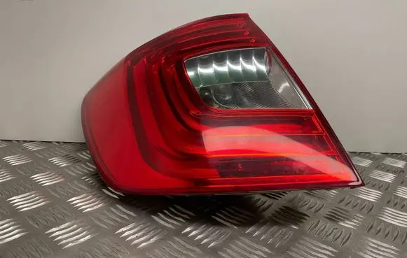 Skoda Superb B6 (3T) Rear/tail lights 3T9945095B