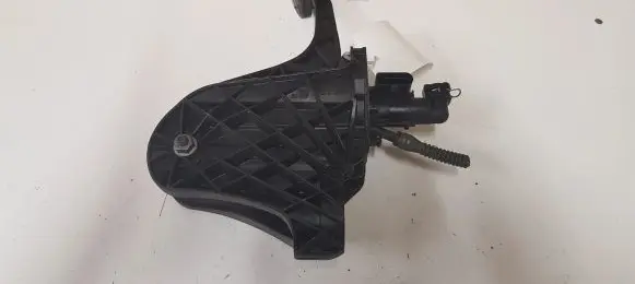 Clutch pedal
