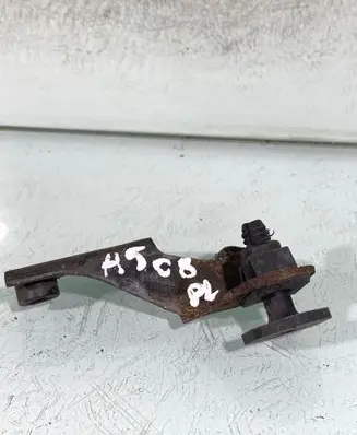 Audi A5 8T 8F Front bumper mounting bracket 8t0807334