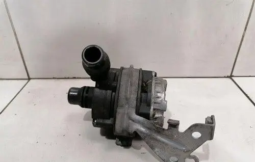 Mercedes-Benz C W205 Electric auxiliary coolant/water pump A0005002586