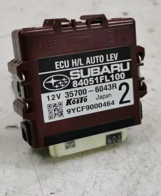 Subaru Impreza V Light module LCM 84051FL100 357006043R 9YCF9000464