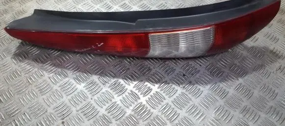 Ford Mondeo Mk III Rear/tail lights 1S7113405C 1S71-13405-C