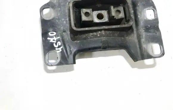 Ford Focus Engine mount bracket 3m517m121 3m51-7m121