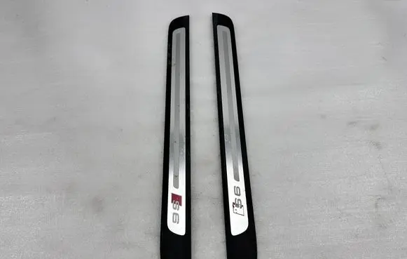 Audi A6 S6 C7 4G Front sill trim cover 4G0853373 4G0853374