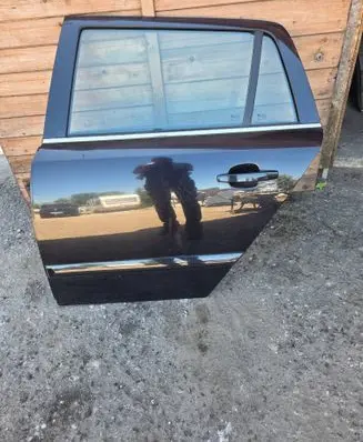 Opel Astra H Rear door