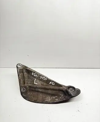 BMW 5 E60 E61 Engine mounting bracket 6771069 13807410 2211677106902