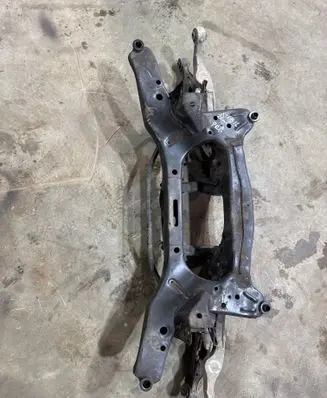 Nissan X-Trail T32 Rear subframe 554011YA0C