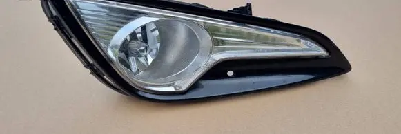 Hyundai i40 Front fog light 92202-3Z010 zd-wlkp92202-3Z010