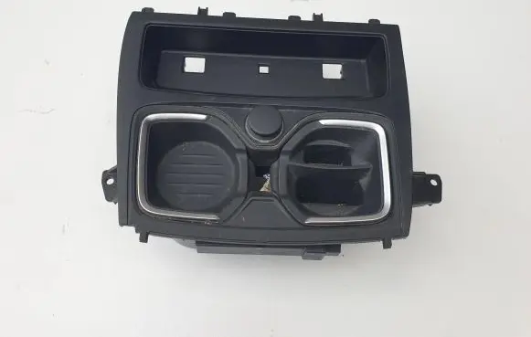 BMW 1 F20 F21 Cup holder front 9207320 162083 5116