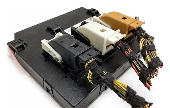 Audi Q3 8U Central body control module 8X0907063AC