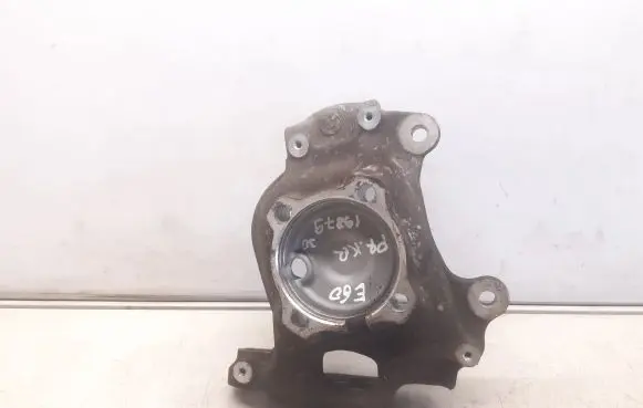 BMW 5 E60 E61 Front wheel hub spindle knuckle 6760953L