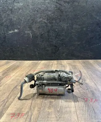 Mercedes-Benz CLS C218 X218 Air suspension compressor/pump A2123200404 ZGS004