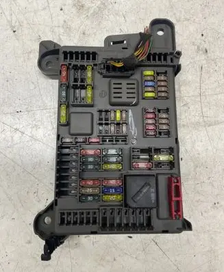 BMW X5 E70 Fuse box set B010105300 1448610401 BJ2R095610