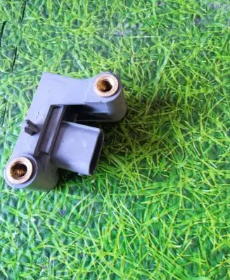 BMW 7 F01 F02 F03 F04 Airbag deployment crash/impact sensor 9159314 49366800