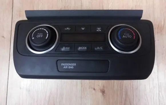 Nissan Leaf II (ZE1) Climate control unit 275005SA0B