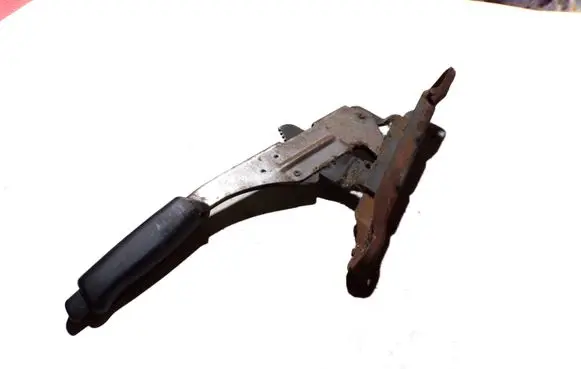 Volkswagen Transporter - Caravelle T4 Hand brake release handle 7D1711301