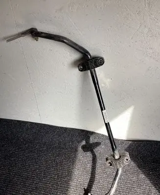 BMW 5 G30 G31 Front anti-roll bar/sway bar 6873466 15008111