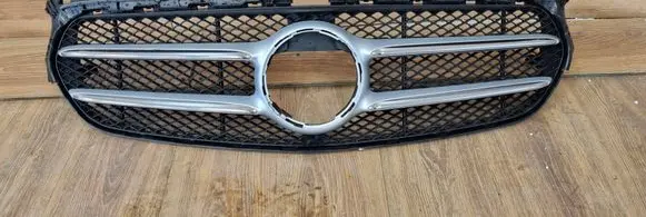 Mercedes-Benz B W247 Front bumper upper radiator grill 121212