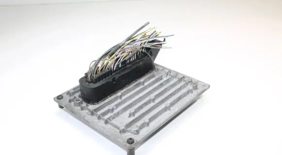 Ford Focus Engine control unit/module 4M5112A650HF