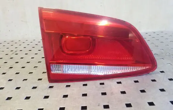 Volkswagen PASSAT B7 Tailgate rear/tail lights 3AF945093C