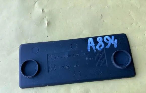 Mercedes-Benz A W169 Other center console (tunnel) element A1696801939 107103