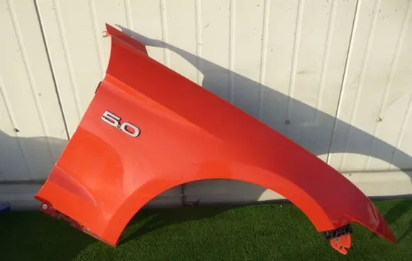 Ford Mustang VI Fender