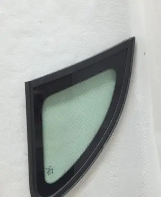 Skoda Fabia Mk2 (5J) Rear side window 5J9845297