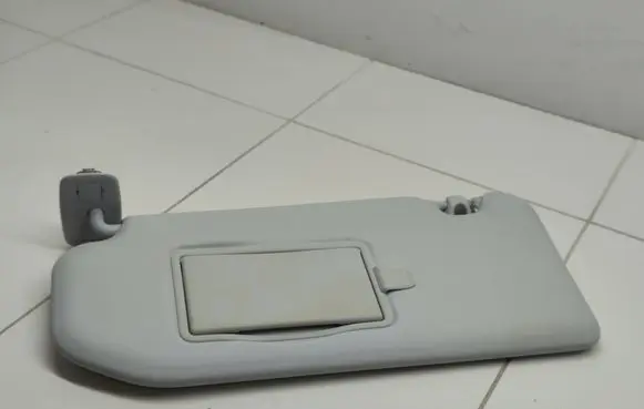 Peugeot 3008 II Sun visor