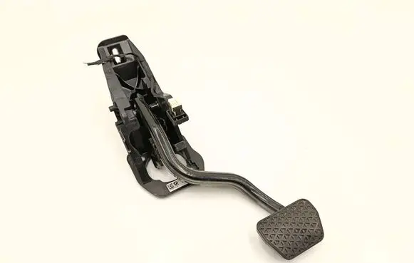 BMW X3 G01 Brake pedal 6861771 1160421
