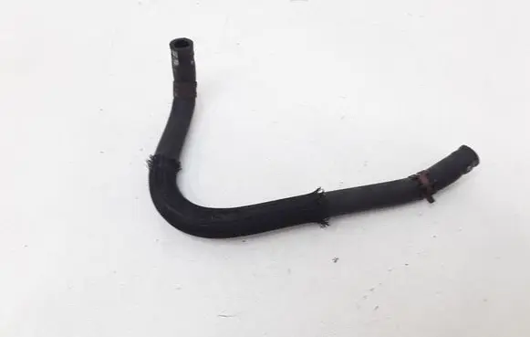 Toyota Avensis T250 Engine coolant pipe/hose