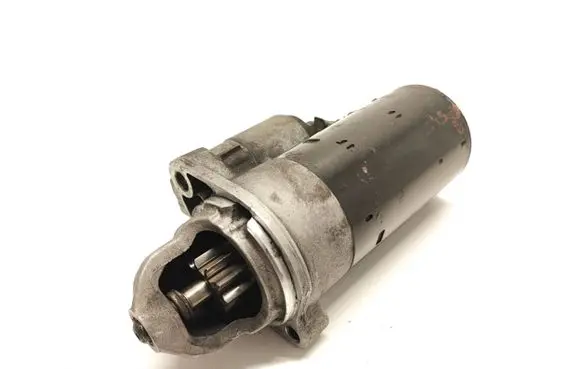 Volkswagen Phaeton Starter motor 059911024D