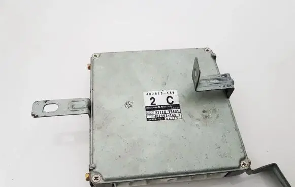 Nissan Patrol Y61 Engine control unit/module 23710VB401 407913-1492