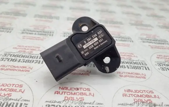 Audi A3 S3 8P Air pressure sensor 06B906051