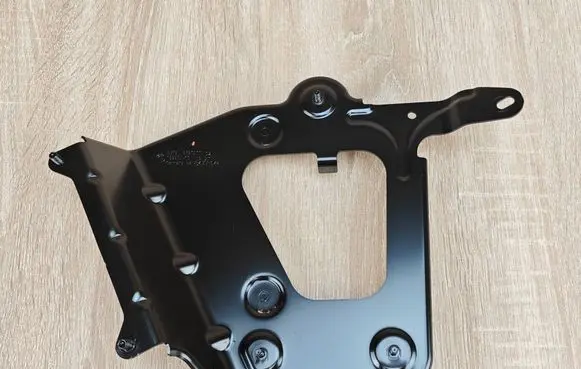 BMW 5 G30 G31 G38 Sound amplifier holder/bracket 8791011