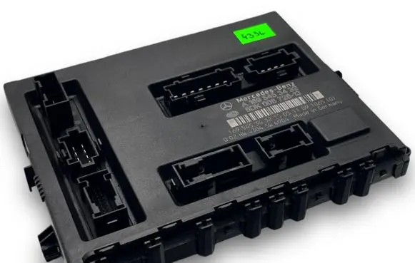 Mercedes-Benz A W169 Central body control module A4236 A1695453432