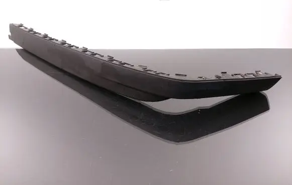 Volkswagen Golf III Front bumper lip 1H6805903