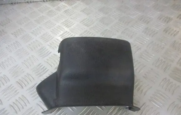 Toyota Avensis T220 Steering wheel column trim