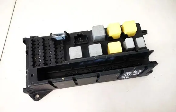 Volkswagen Crafter Fuse box set a9065450401