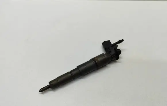 BMW 5 E60 E61 Fuel injector 0445115050 7796042 050