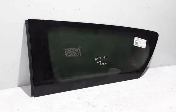 Chrysler Pacifica Rear side window 68238495AC