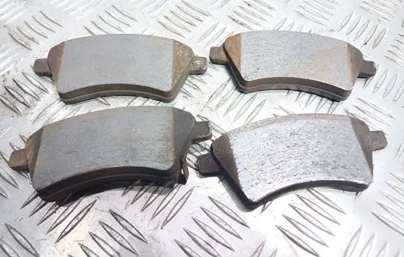 Suzuki SX4 Brake pads (front) 