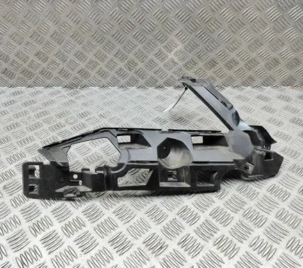 Skoda Superb B8 (3V) Front bumper mounting bracket 3V0807056