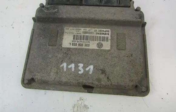 Volkswagen Polo Engine control unit/module ECU 03E906033L