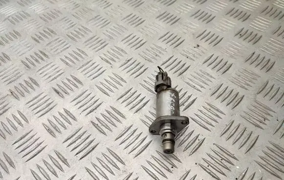 Toyota Avensis T250 Fuel pressure sensor 12D02715