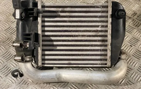 Audi A6 S6 C6 4F Intercooler radiator 4F0145805AF