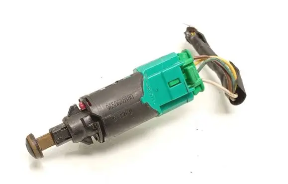 Citroen Dispatch II Brake pedal sensor switch 9650688480