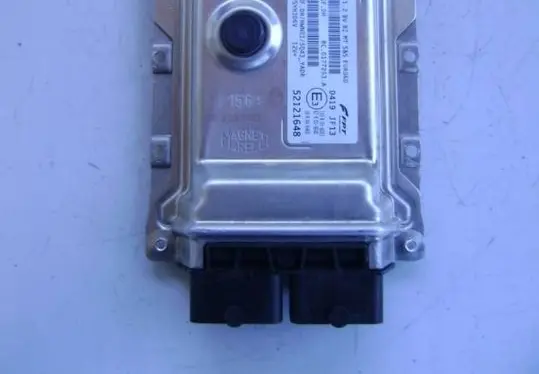 Lancia Ypsilon Fuel injection control unit/module 52121648 9GFDF