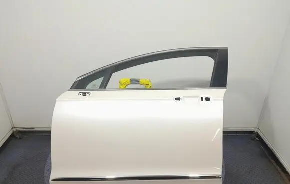 Ford Mondeo MK I Front door 