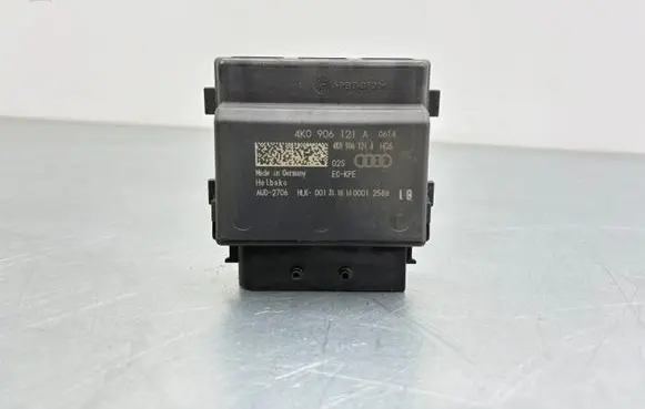 Audi A6 S6 C8 4K Fuel injection pump control unit/module 4K0906121A
